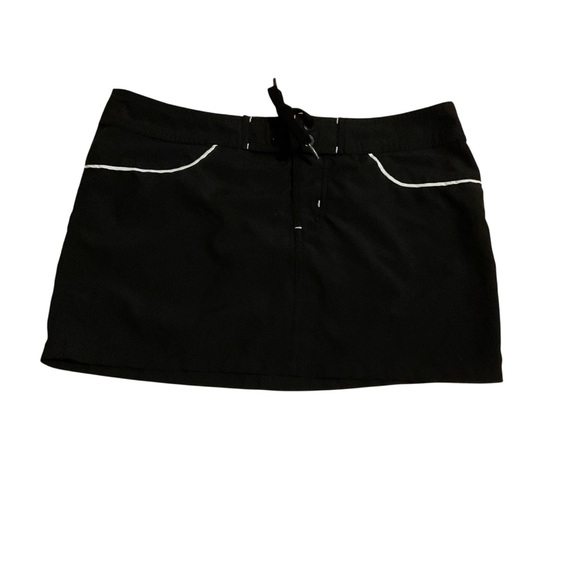 Oakley Black Swim Skirt with White Accents‎ - Picture 1 of 2